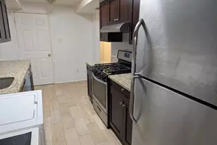 10214 Prince Pl, Upper Marlboro, MD 20774 - Photo 9