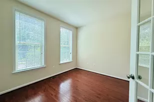 8912 Tower Pl, Lanham, MD 20706 - Photo 23