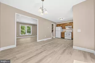 10107 Snowden Rd, Laurel, MD 20708 - Photo 11
