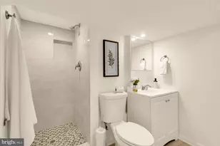 9101 48th Pl, College Park, MD 20740 - Photo 31