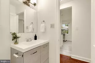 9101 48th Pl, College Park, MD 20740 - Photo 15