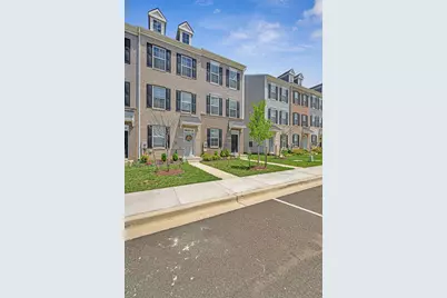 2766 Lanham Hill Circle, Upper Marlboro, MD 20774 - Photo 3