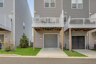 2766 Lanham Hill Cir, Upper Marlboro, MD 20774 - Photo 5