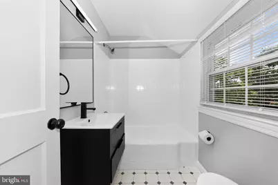 2416 Lake Avenue, Landover, MD 20785 - Photo 23