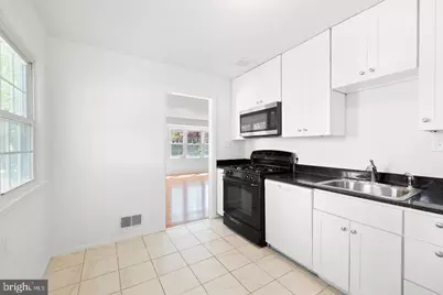 4904 41st Place, Hyattsville, MD 20781 - Photo 9