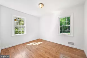 4904 41st Pl, Hyattsville, MD 20781 - Photo 17