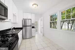 4904 41st Pl, Hyattsville, MD 20781 - Photo 7