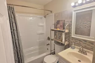 9807 Churchill Dr, Upper Marlboro, MD 20772 - Photo 17