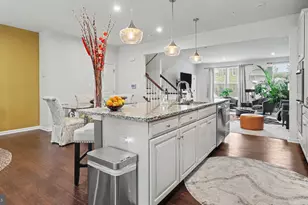 10010 Dorsey Ln, Lanham, MD 20706 - Photo 29