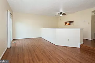 2406 Rosecroft Ct, Oxon Hill, MD 20745 - Photo 9