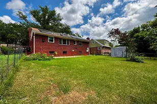 8407 Quintana St, Hyattsville, MD 20784 - Photo 3