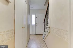 9018 Cheval Ln, Upper Marlboro, MD 20772 - Photo 5