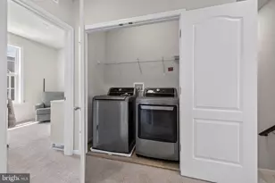 1042 Highpoint Trl, Laurel, MD 20707 - Photo 29