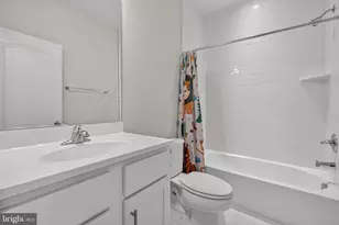 1042 Highpoint Trl, Laurel, MD 20707 - Photo 27
