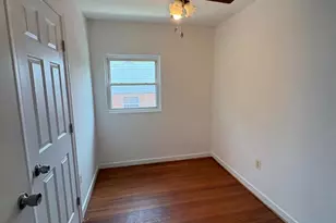 6212 Carters Ln, Riverdale, MD 20737 - Photo 11