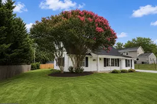 2711 Keyport Ln, Bowie, MD 20715 - Photo 1