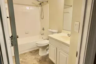 3410 Little Hill Ln, District Heights, MD 20747 - Photo 9