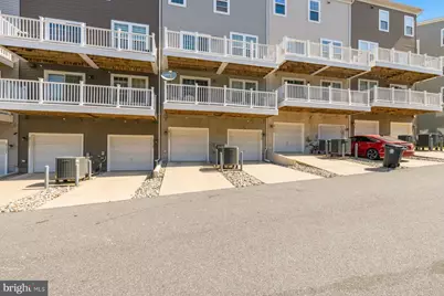2731 Pinebrook Road, Landover, MD 20785 - Photo 23