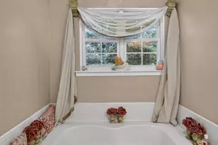 9106 Helmsley Dr, Clinton, MD 20735 - Photo 19