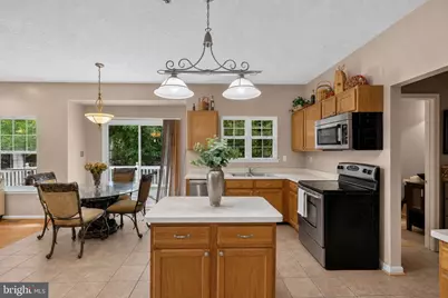 9106 Helmsley Drive, Clinton, MD 20735 - Photo 9