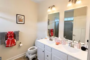 9008 Armstrong Ln, Upper Marlboro, MD 20772 - Photo 21