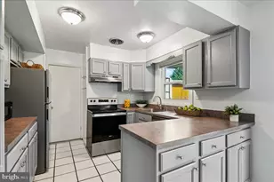 2615 Kennison Ln, Bowie, MD 20715 - Photo 9