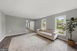8411 Red Wing Ln, Lanham, MD 20706 - Photo 9