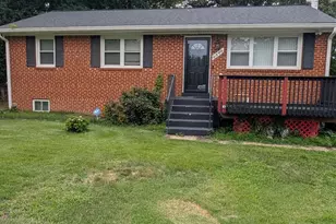 2540 Oak Glen Way, District Heights, MD 20747 - Photo 1