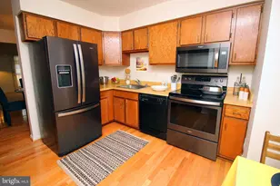 5932 St Moritz Dr, Temple Hills, MD 20748 - Photo 13