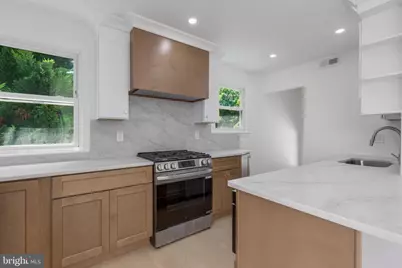 4910 66th Avenue, Hyattsville, MD 20784 - Photo 5