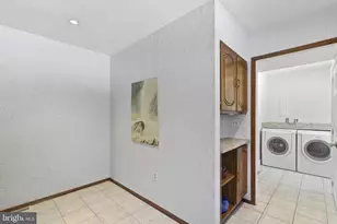15746 Pointer Ridge Dr, Bowie, MD 20716 - Photo 9