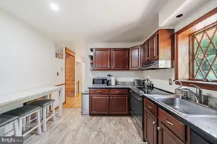 10500 Deakins Hall Dr, Adelphi, MD 20783 - Photo 15