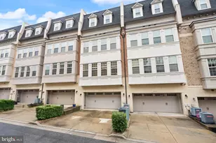 517 Overlook Park Dr, Oxon Hill, MD 20745 - Photo 43