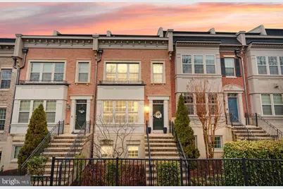 517 Overlook Park Drive #47, Oxon Hill, MD 20745 - Photo 1