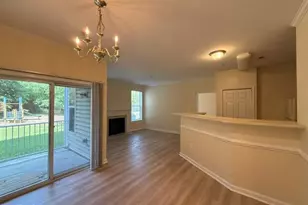 2805 Forest Run Dr, District Heights, MD 20747 - Photo 3