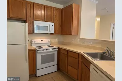 2805 Forest Run Drive #2-106, District Heights, MD 20747 - Photo 9