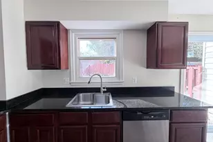 4054 Hanson Oaks Dr, Hyattsville, MD 20784 - Photo 11