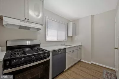 3917 Triton Court, Temple Hills, MD 20748 - Photo 7