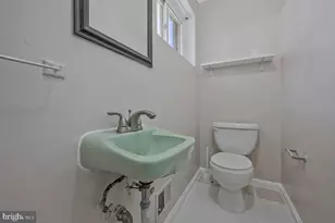 3917 Triton Ct, Temple Hills, MD 20748 - Photo 15