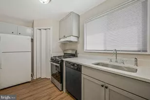 3917 Triton Ct, Temple Hills, MD 20748 - Photo 9