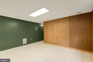 8513 Carrollton Pkwy, Hyattsville, MD 20784 - Photo 33