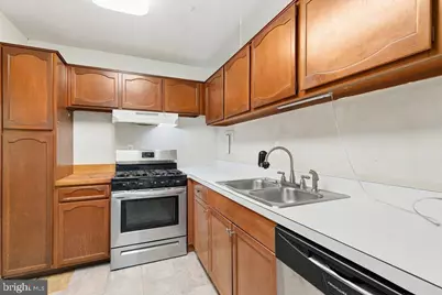 6012 Westchester Park Drive #102, College Park, MD 20740 - Photo 15