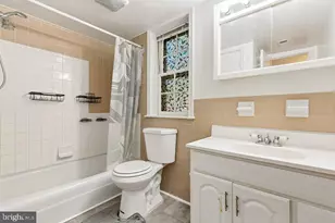 6012 Westchester Park Dr, College Park, MD 20740 - Photo 19