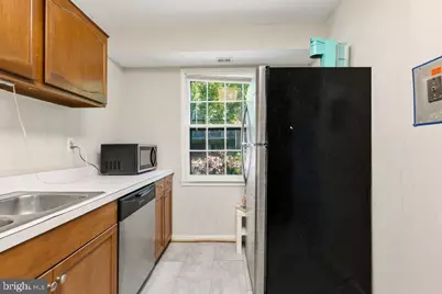 6012 Westchester Park Drive #102, College Park, MD 20740 - Photo 13