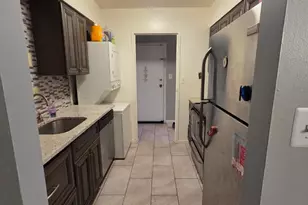 6998 Hanover Pkwy, Greenbelt, MD 20770 - Photo 13