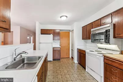6127 85th Avenue, New Carrollton, MD 20784 - Photo 3