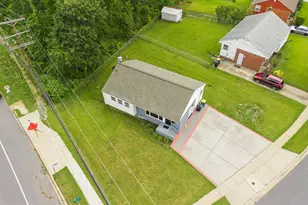 8300 Cathedral Ave, New Carrollton, MD 20784 - Photo 37