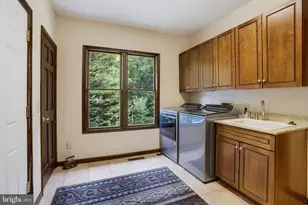 6004 Strathmore Way, Upper Marlboro, MD 20772 - Photo 41