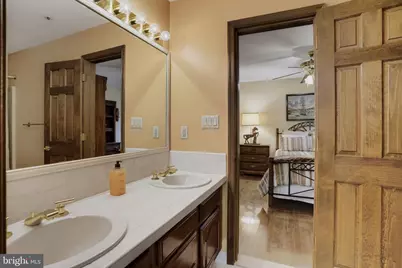 6004 Strathmore Way, Upper Marlboro, MD 20772 - Photo 45