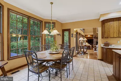 6004 Strathmore Way, Upper Marlboro, MD 20772 - Photo 27